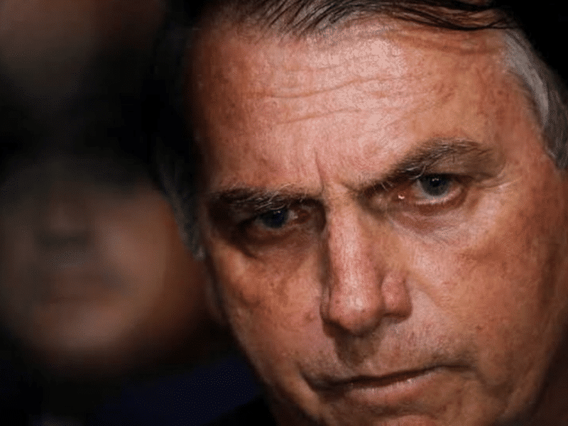 Jair Bolsonaro es trasladado a São Paulo para continuar tratamiento por infección cutánea